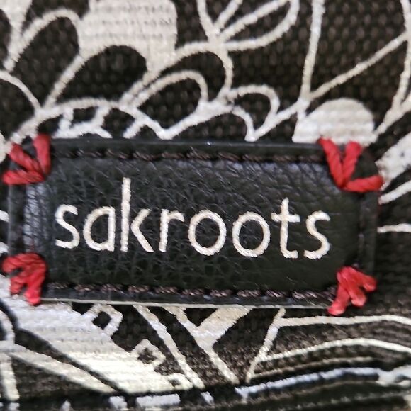 Sakroots Black and White Floral Bag - Picture 2 of 8
